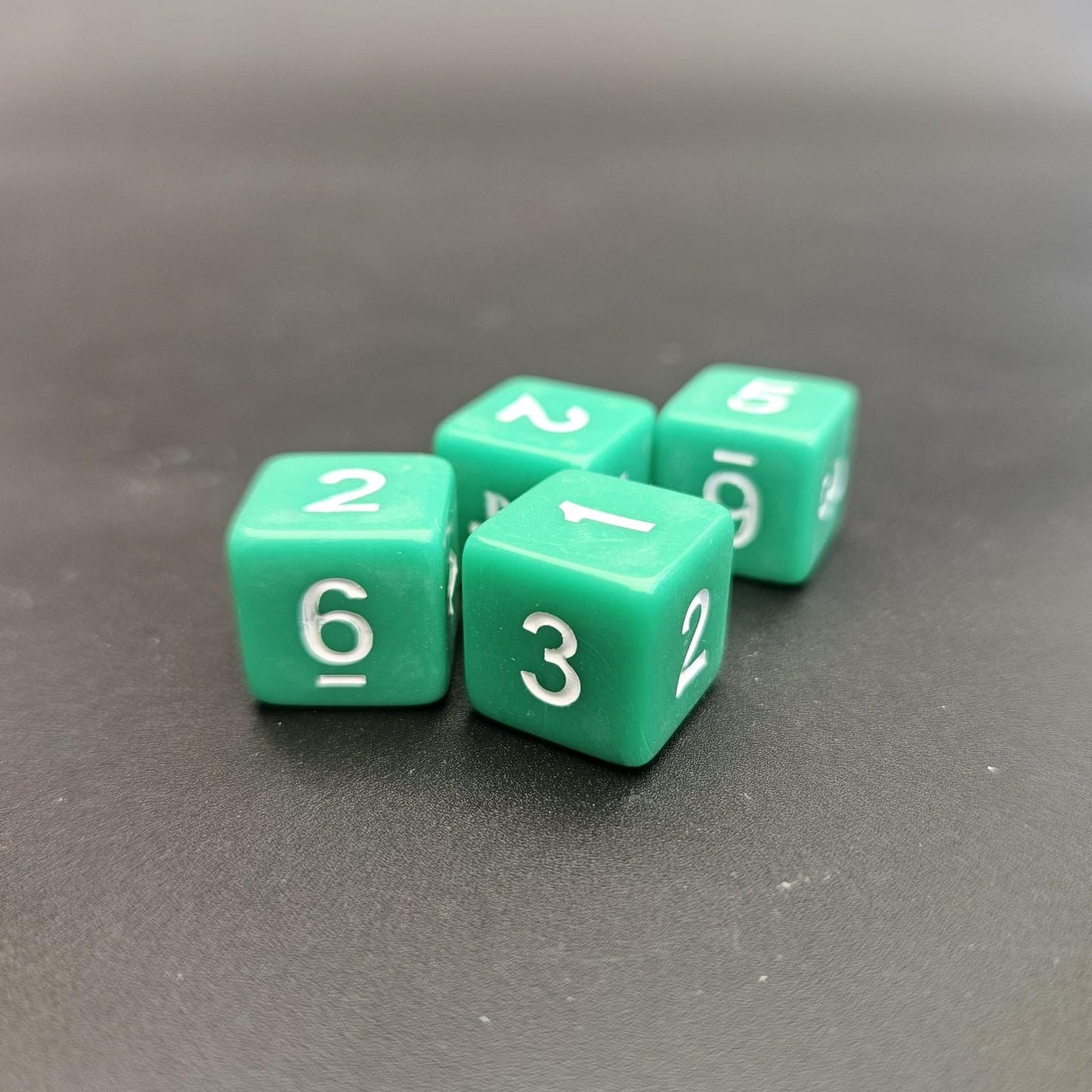 16mm Numbered Sharp Edge / Square Edge D6 Dice Green