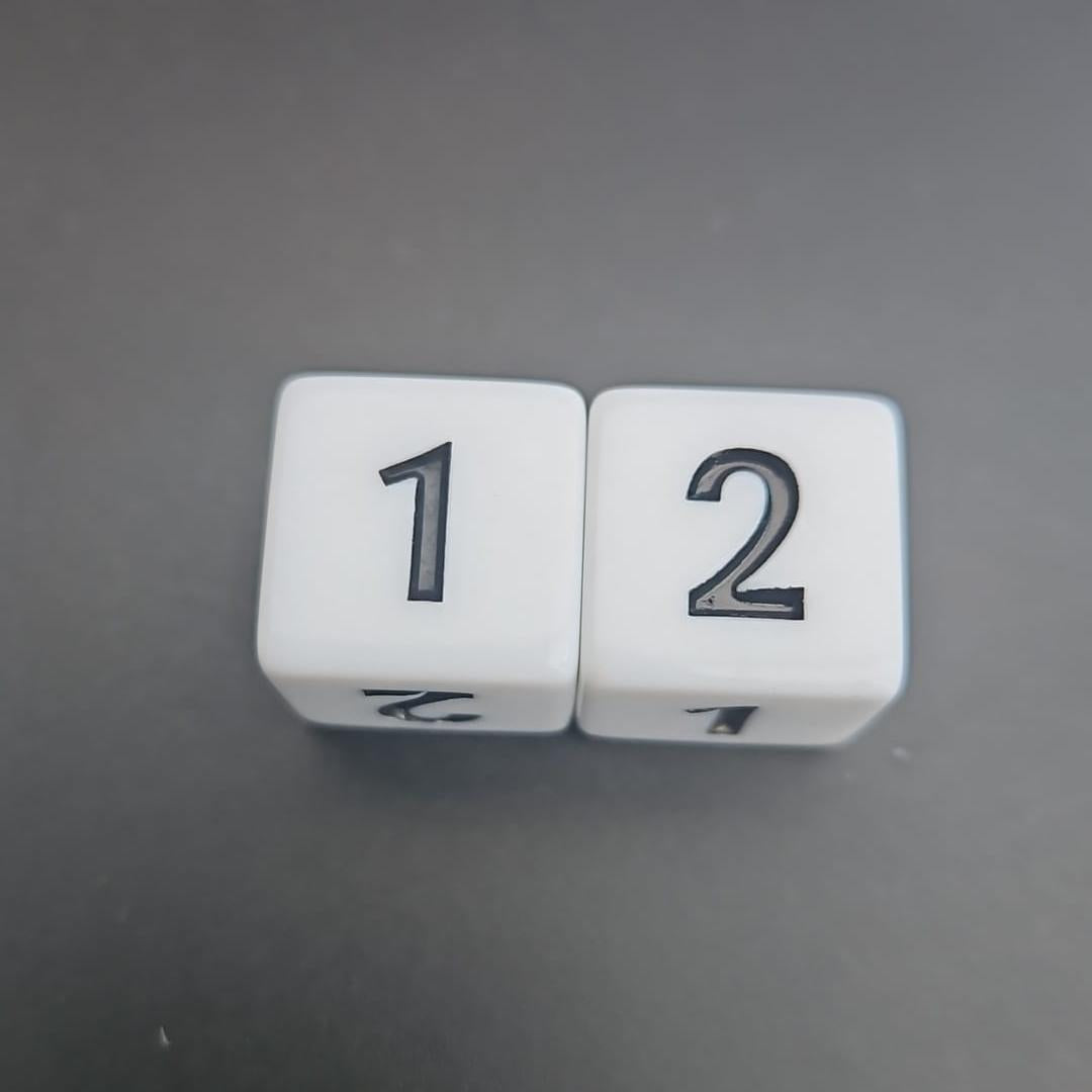 Pack of 16mm White Straight Edge D3 Dice