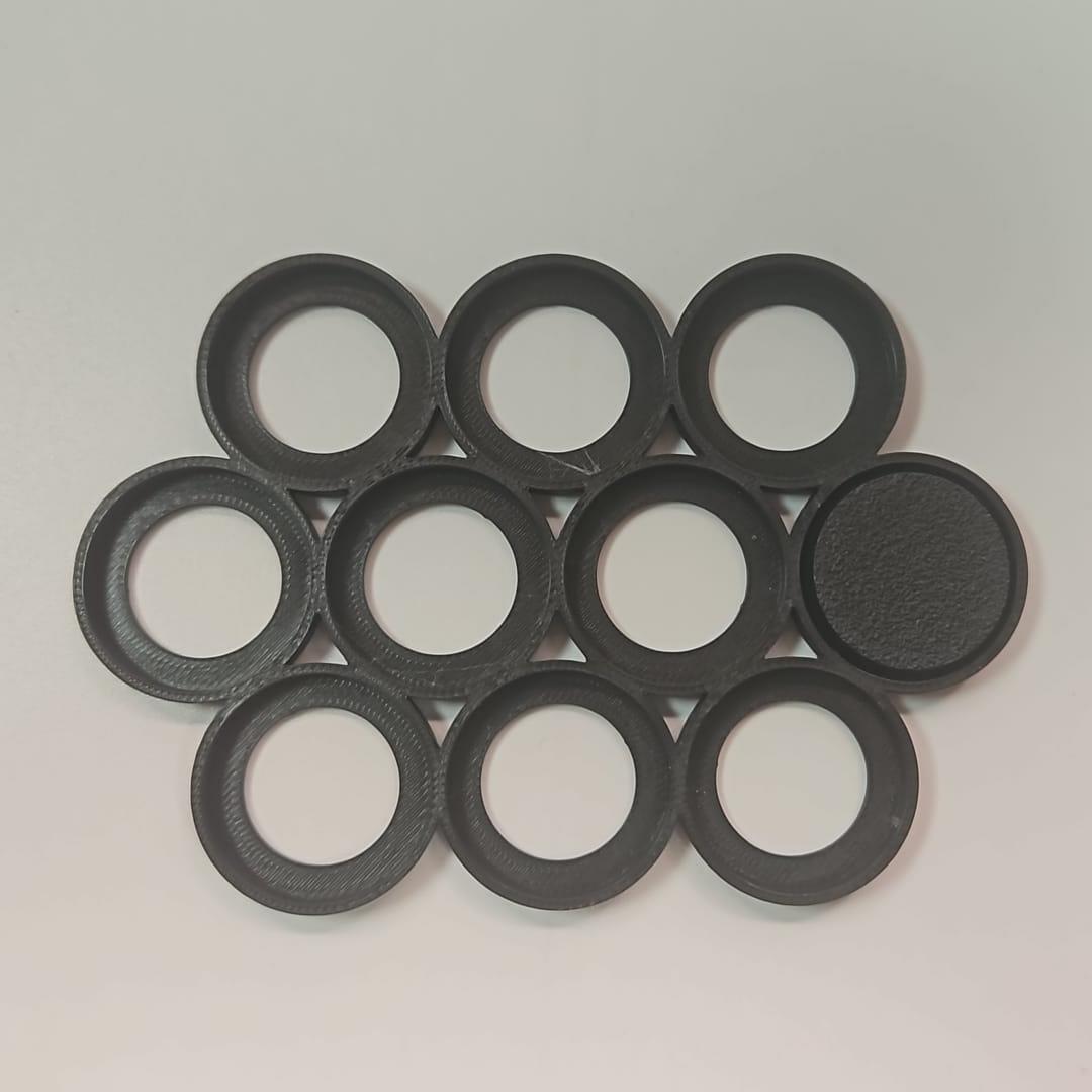 Black 32.5mm 10 model Cloud shape movement tray for Tabletop Wargaming