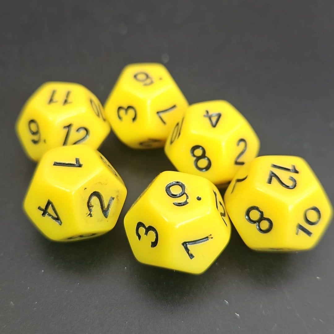 D12 Yellow Dice
