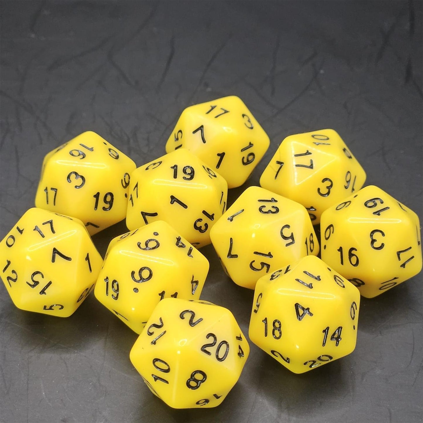 Pack of Yellow 20mm D20 Dice