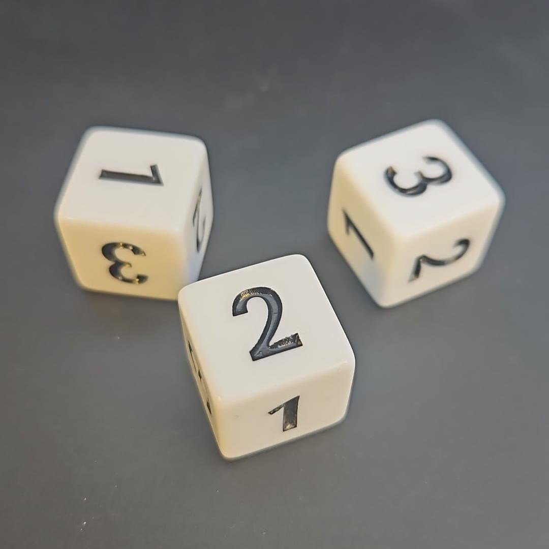 Pack of 16mm White Straight Edge D3 Dice