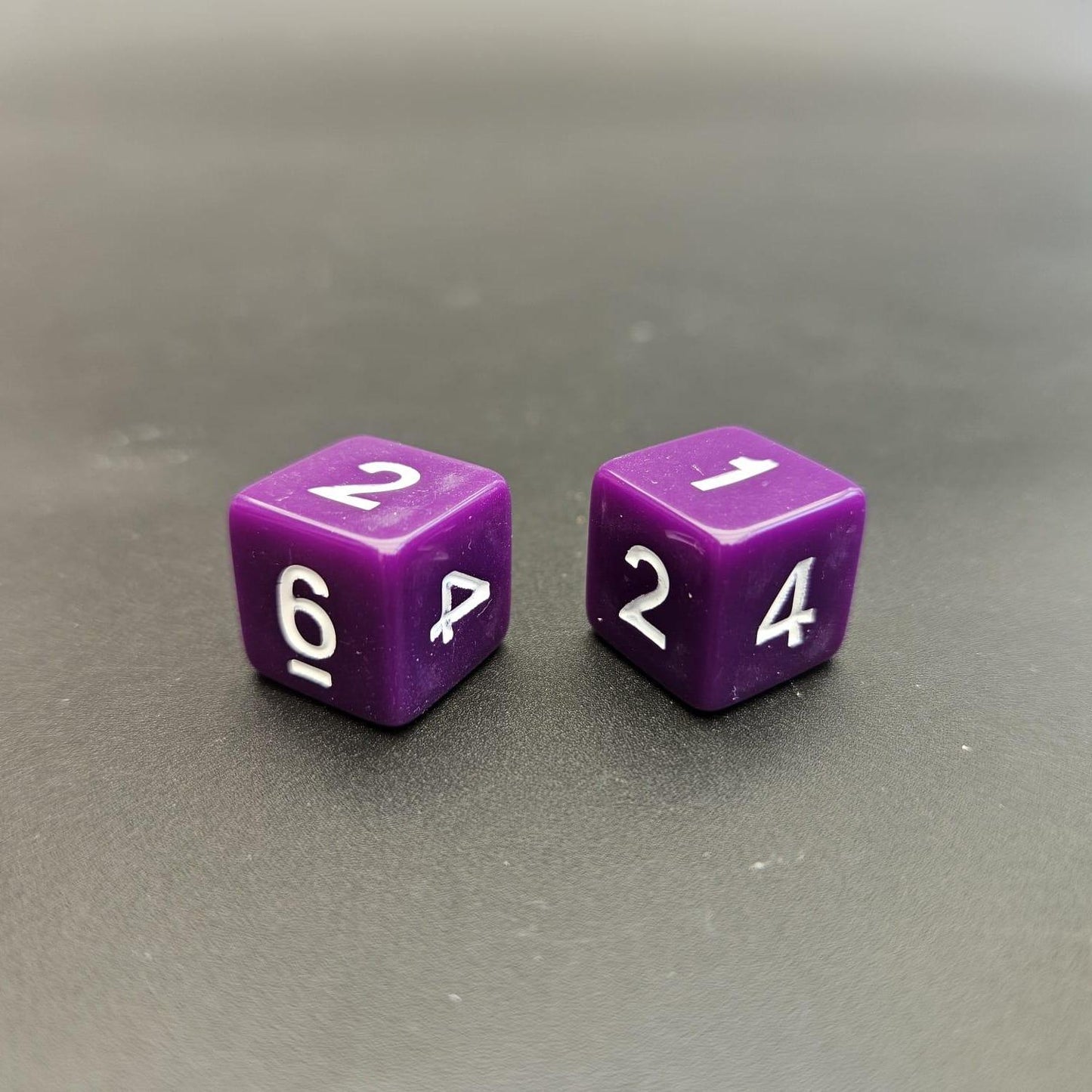 16mm Numbered Sharp Edge / Square Edge D6 Dice Purple