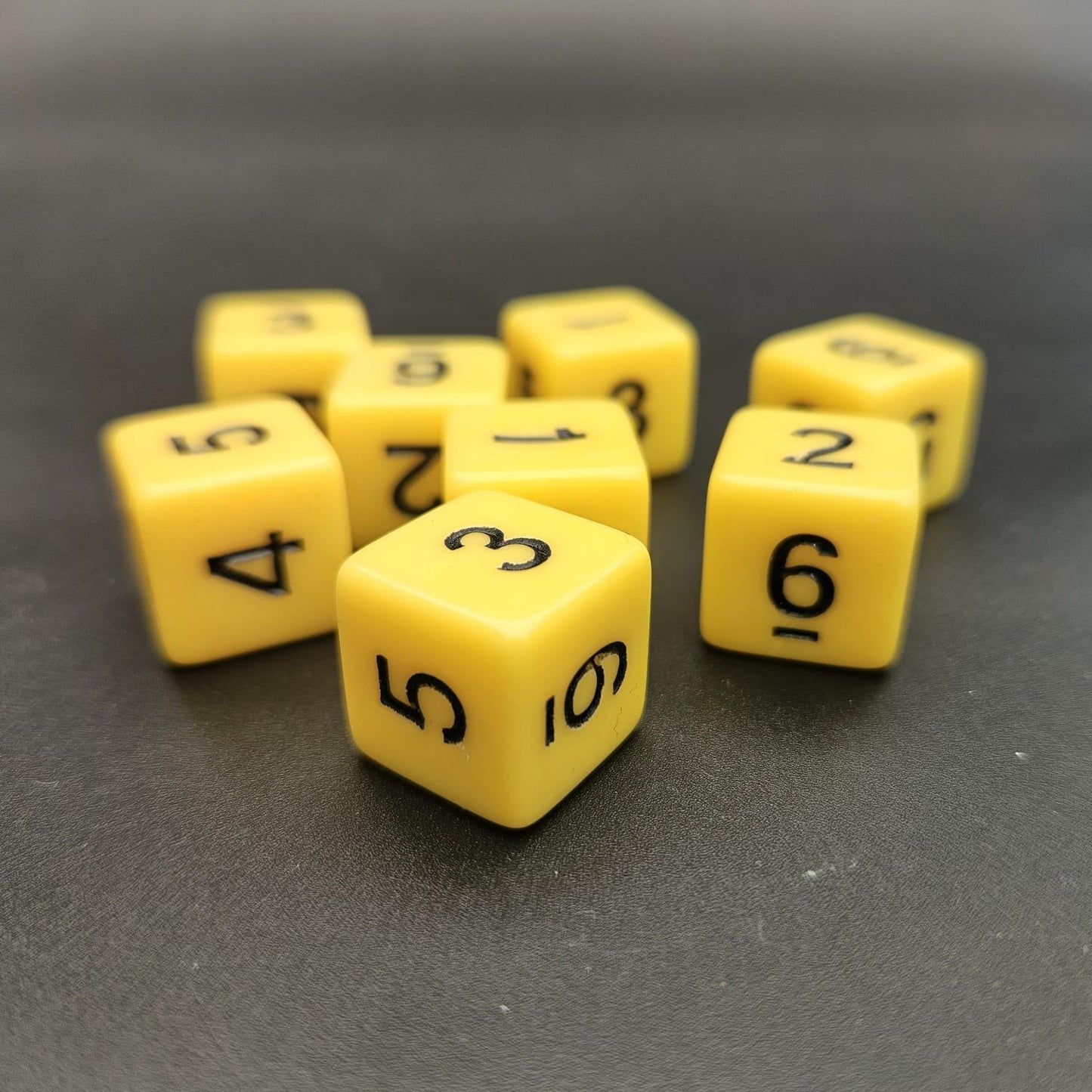 16mm Numbered Sharp Edge / Square Edge D6 Dice Yellow