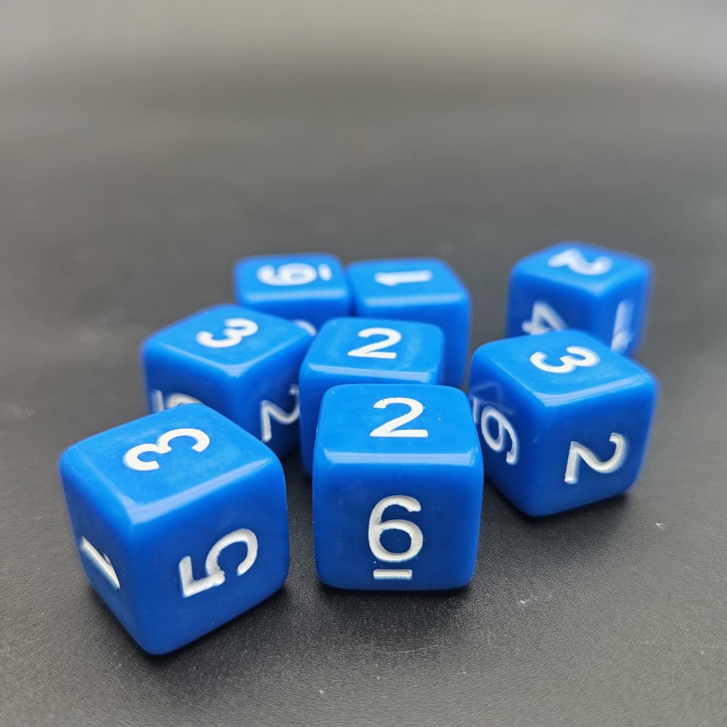 16mm Numbered Sharp Edge / Square Edge D6 Dice Blue