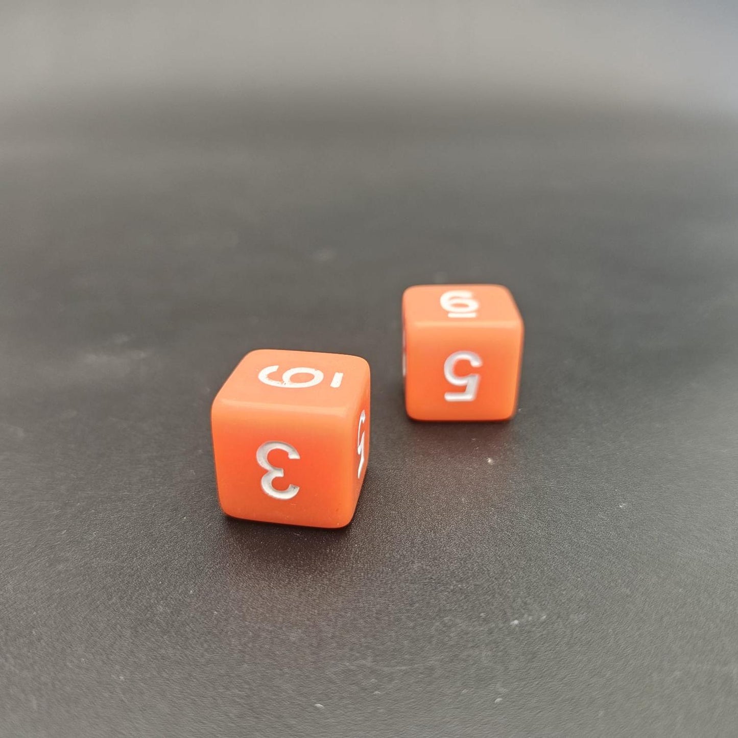16mm Numbered Sharp Edge / Square Edge D6 Dice Orange