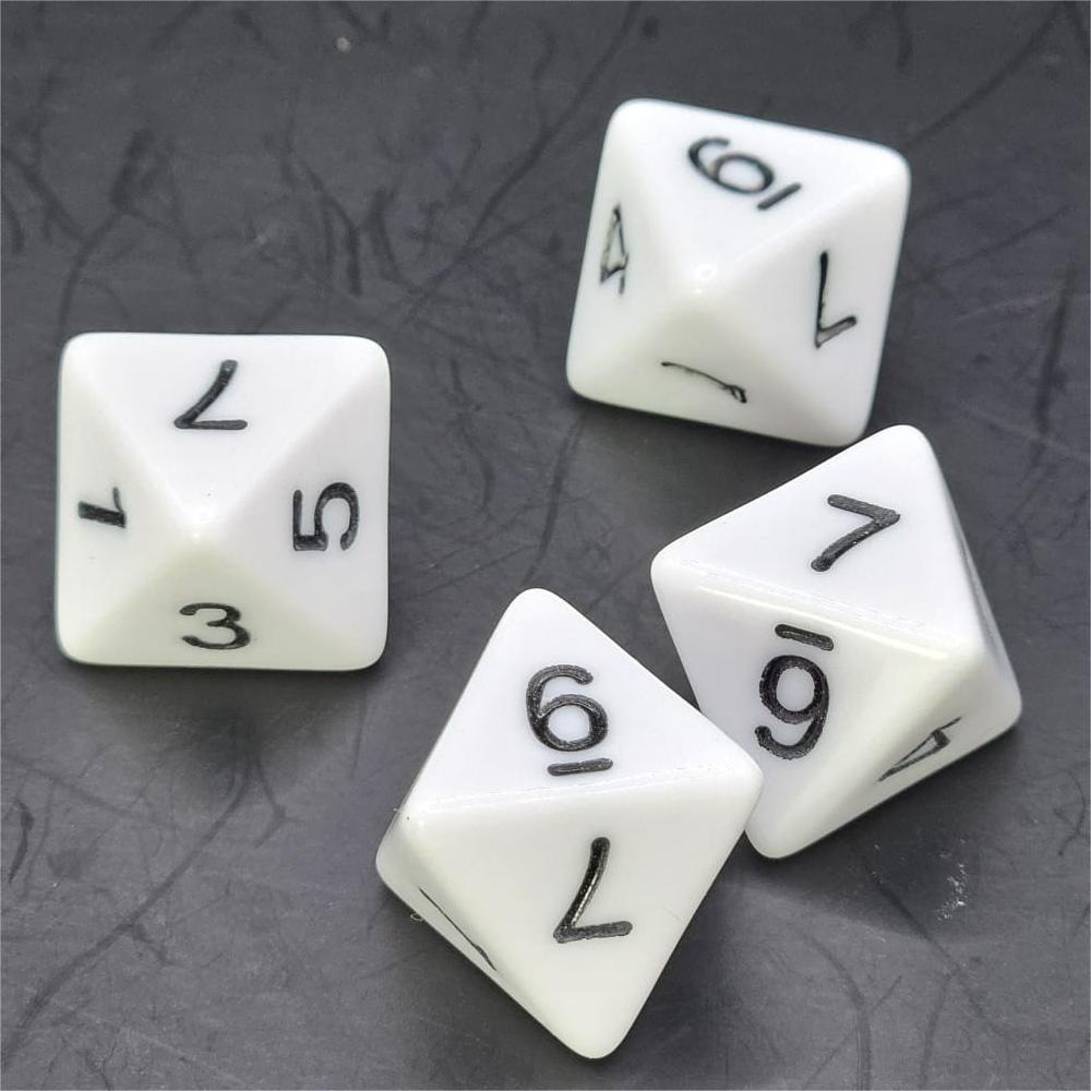 Pack of White 20mm D8 Dice
