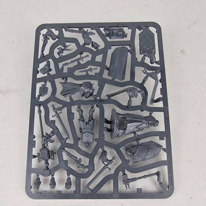 Freeguild Marshall and Relic Envoy Sprue