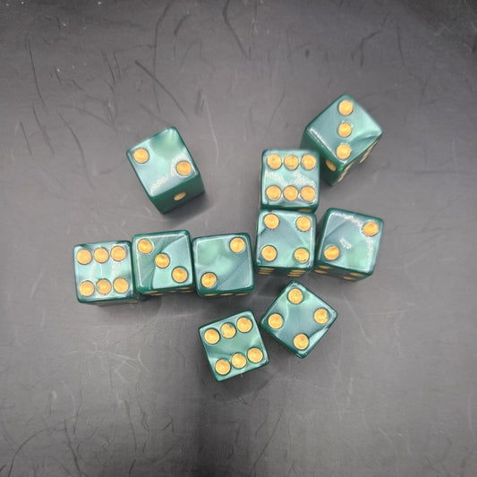 10 Pack of 16mm Acrylic D6 Green Pearl Straight Edge
