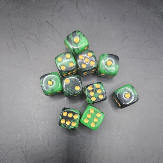 10 Pack of 16mm Two Colour Acrylic D6 Green & Black