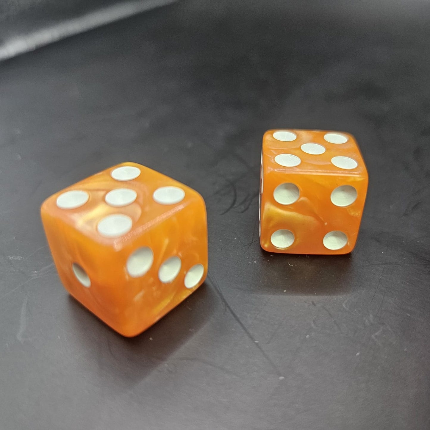10 Pack of 16mm Acrylic D6 Light Orange Pearl Straight Edge