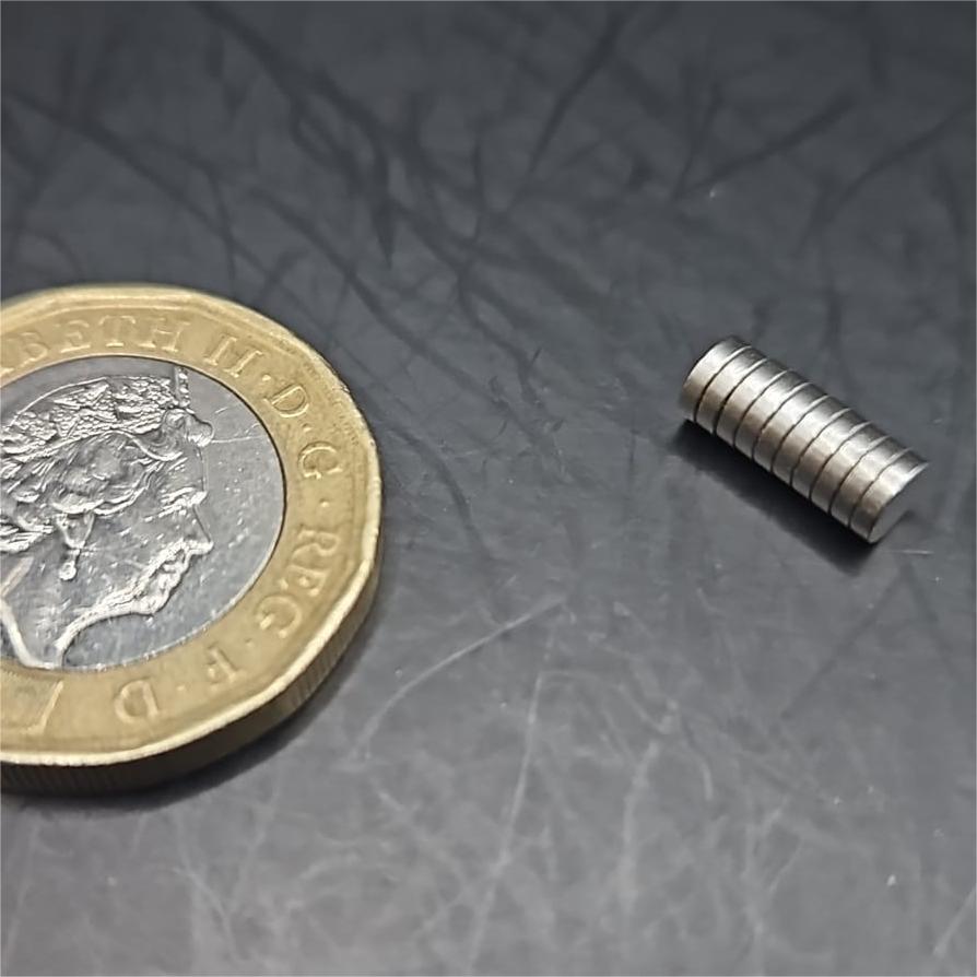 4mm Diameter 1mm thick Round N52 Magnets for Miniatures and Bases