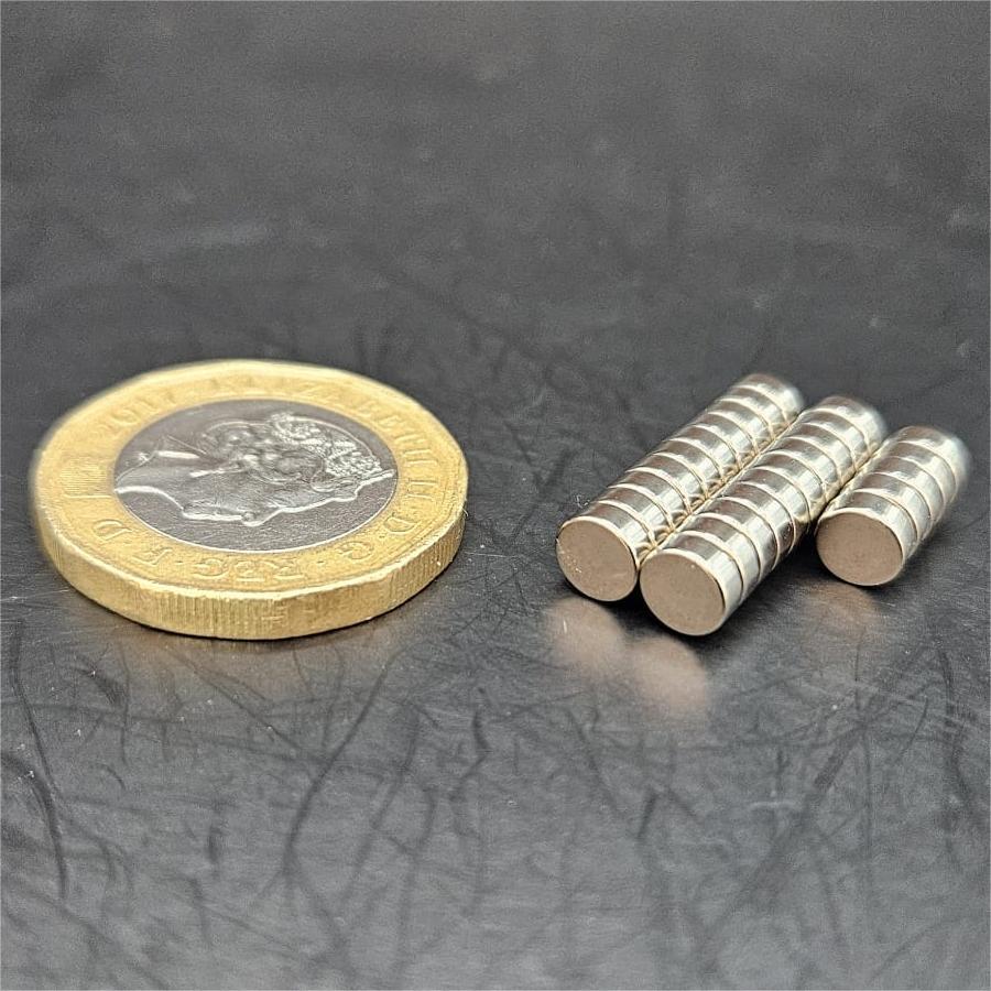 5mm Diameter 2mm thick Round N52 Magnets for Miniatures and Bases