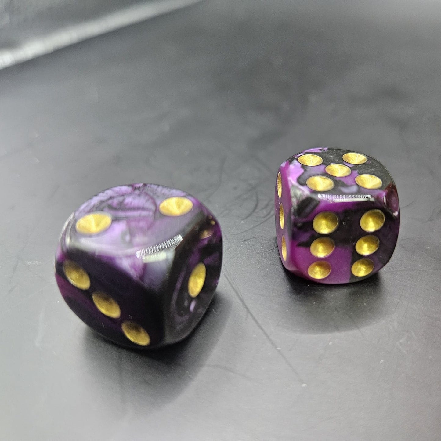 10 Pack of 16mm Two Colour Acrylic D6 Purple & Black