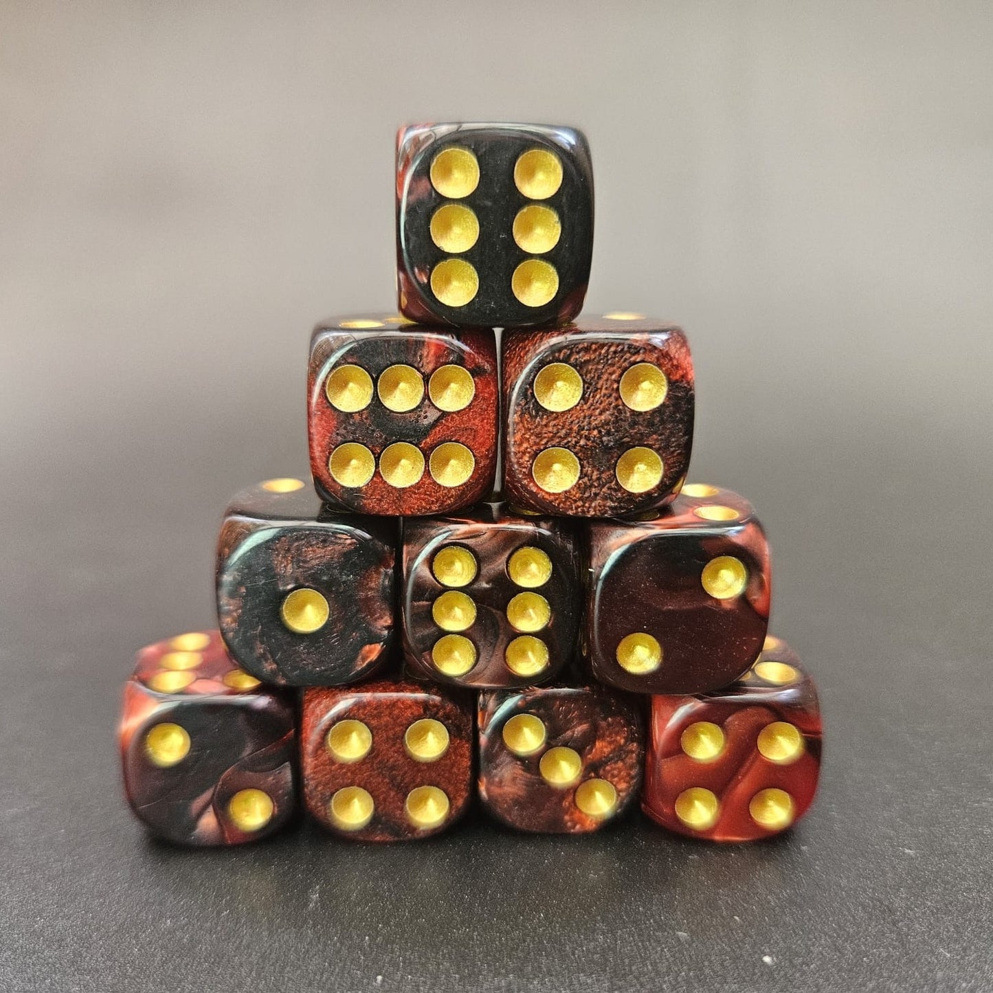 10 Pack of 16mm Two Colour Acrylic D6 Red & Black