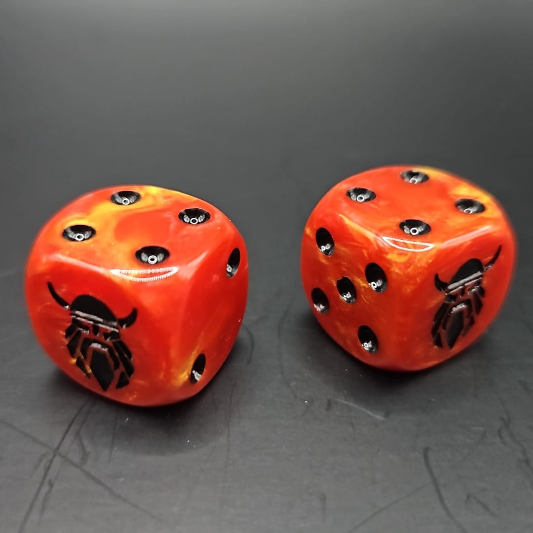 Pack of 16mm Dwarf Fire and Gold Round Edge D6 Dice
