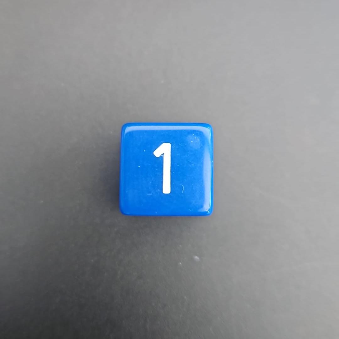 Pack of 16mm Blue Straight Edge D3 Dice