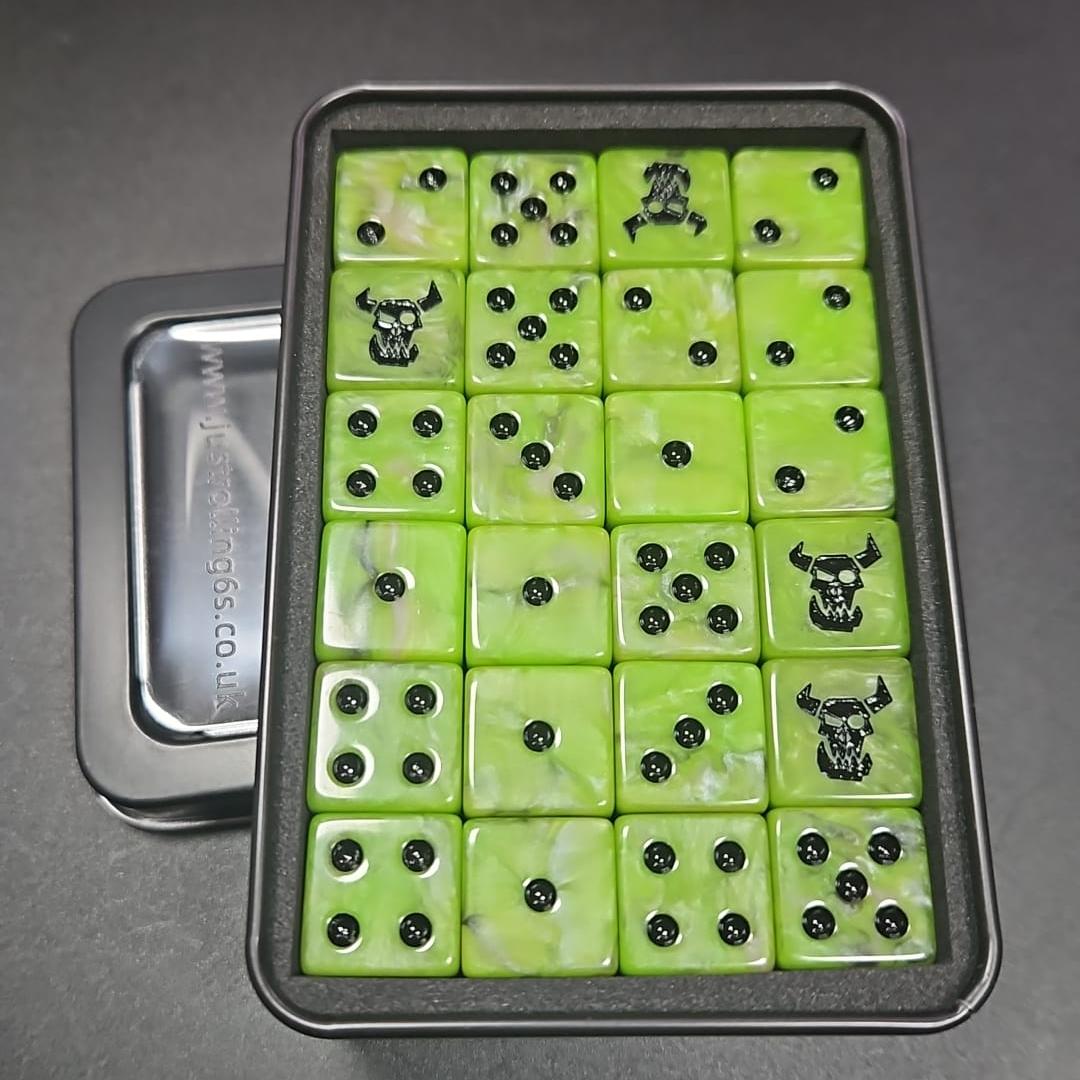 Pack of 16mm Grubby Ord Warboss Square Edge Dice
