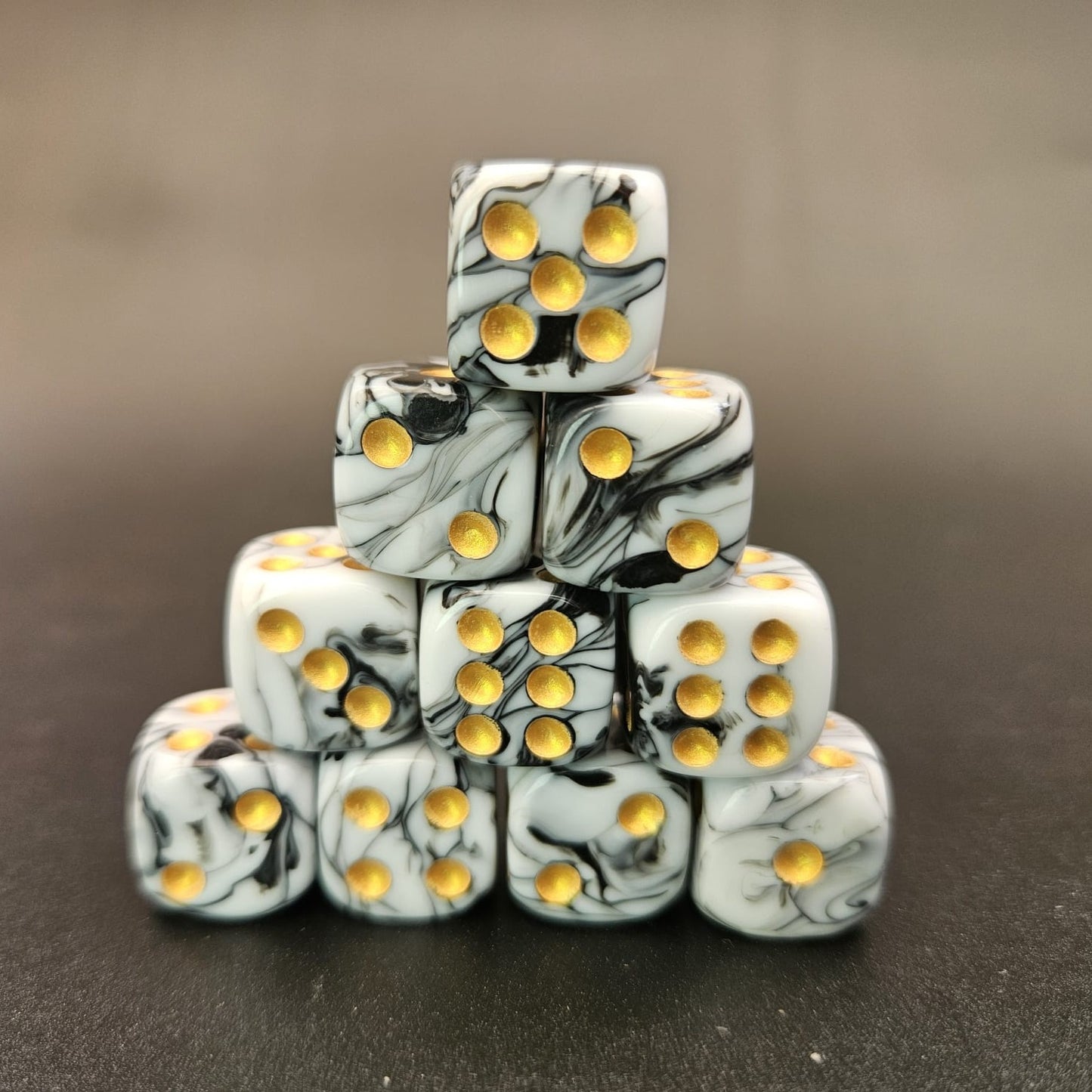 10 Pack of 16mm Two Colour Acrylic D6 White & Black